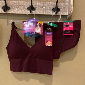 ⚡️ SALE NWT Pure Comfort Feel Good Seamless Brami & Panty Set in Maroon